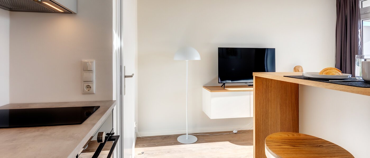 studio München Schwabing-Nord (zw. Leopoldstraße & Englischen Garten) 04 kitchen 2242