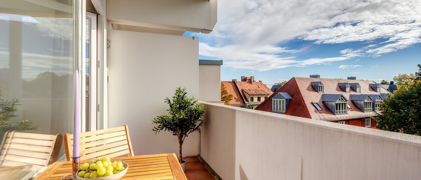 studio München Schwabing-Nord (zw. Leopoldstraße & Englischen Garten) 03 balcony 2242