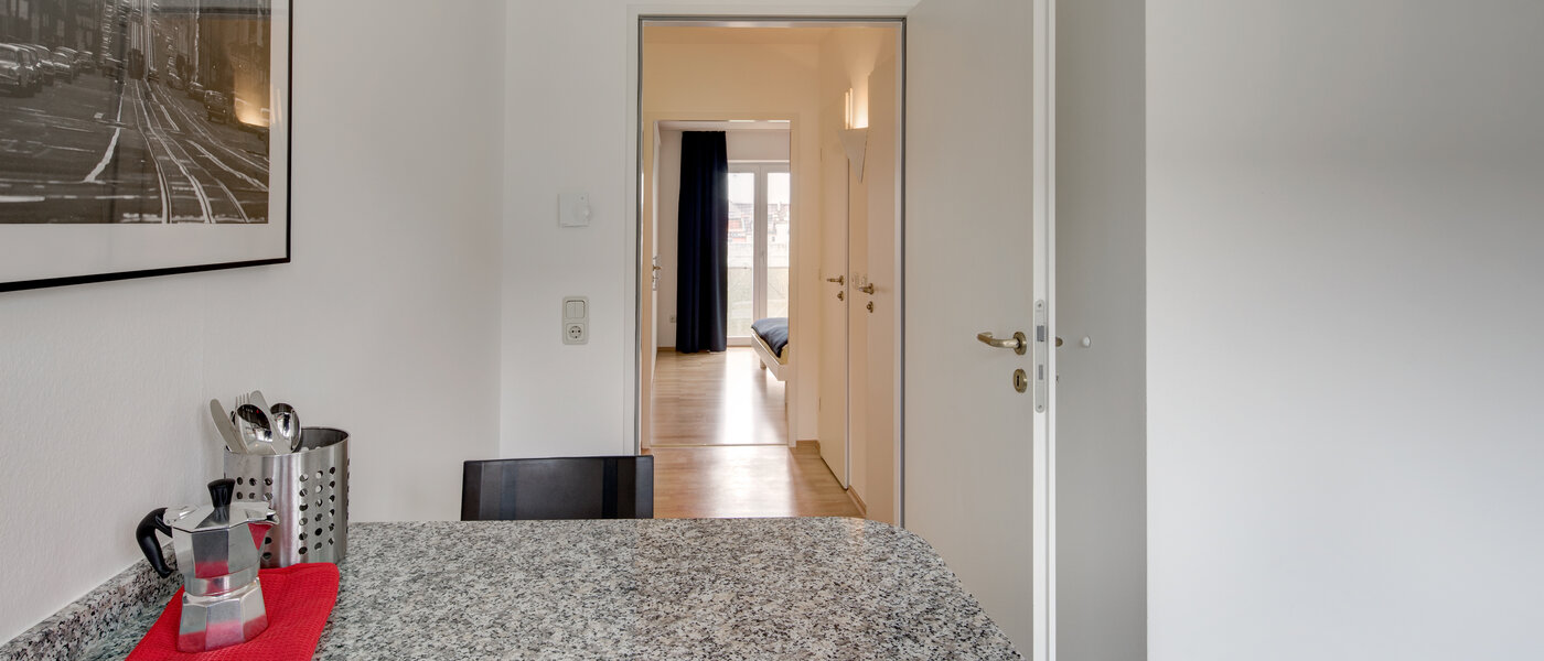 apartment München Maxvorstadt - Museumsviertel 03 kitchen 2248