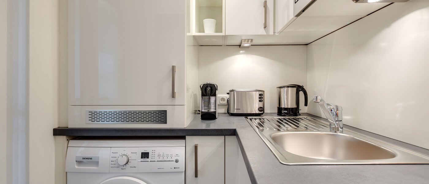 apartment München Solln 01 kitchen 227