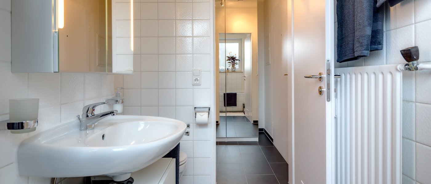 apartment München Solln 03 bathroom 227