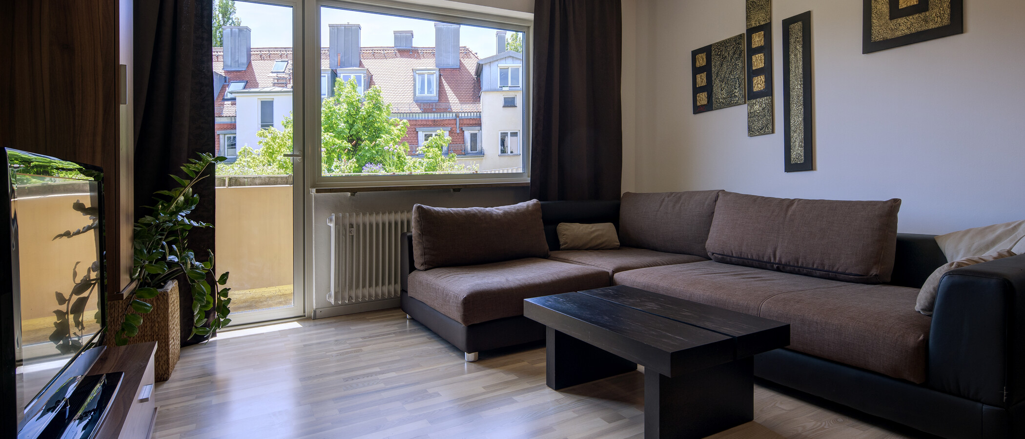 apartment München Schwabing-West (rund um den Bonner Platz) 02 living room 230