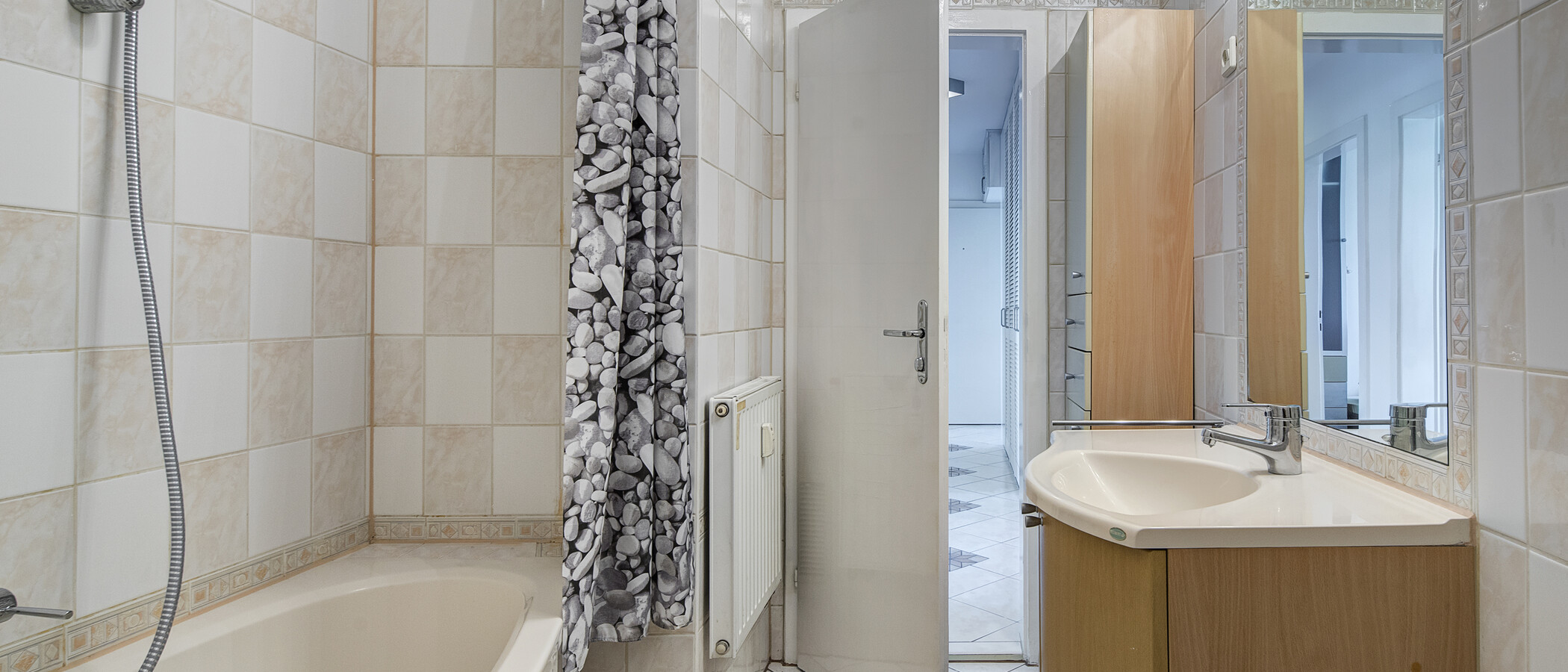 apartment München Schwabing-West (rund um den Bonner Platz) 03 bathroom 230