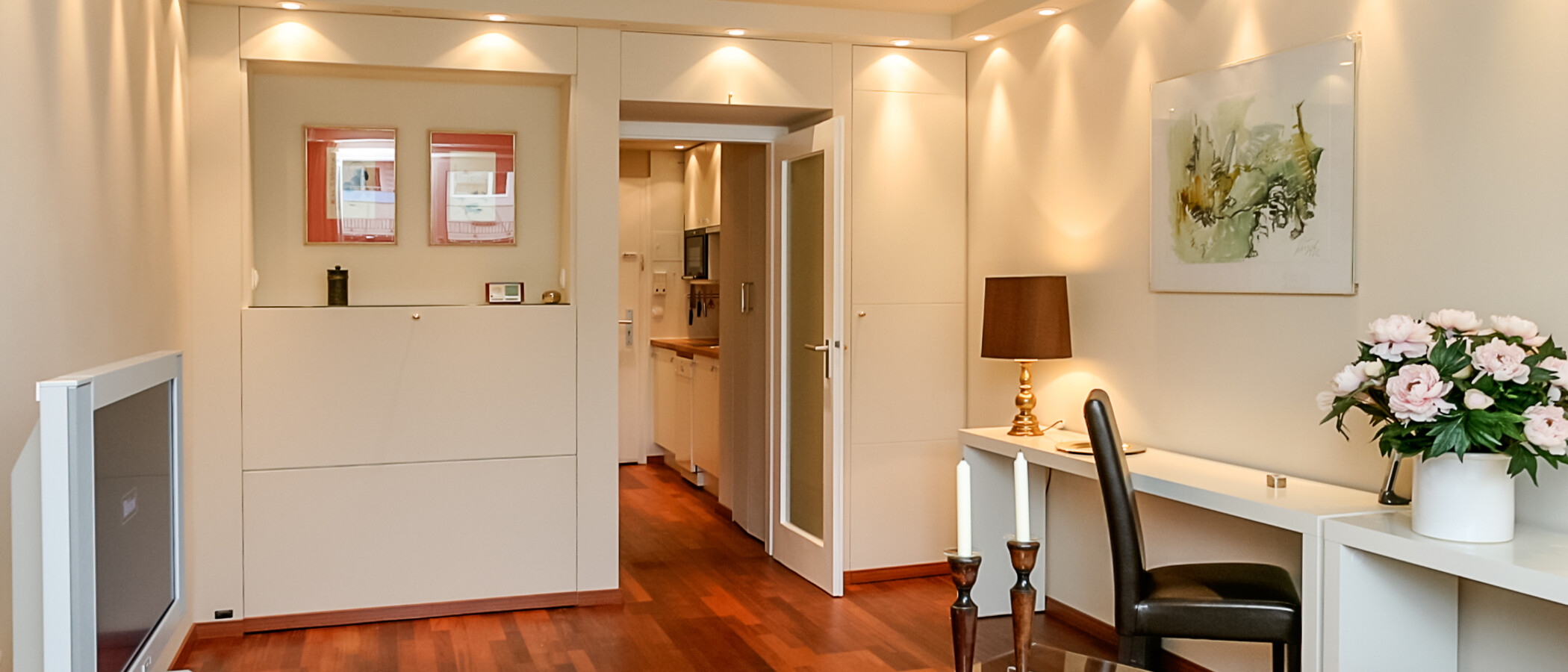 studio München Schwabing (links der Leopoldstraße) 02 living room 2333