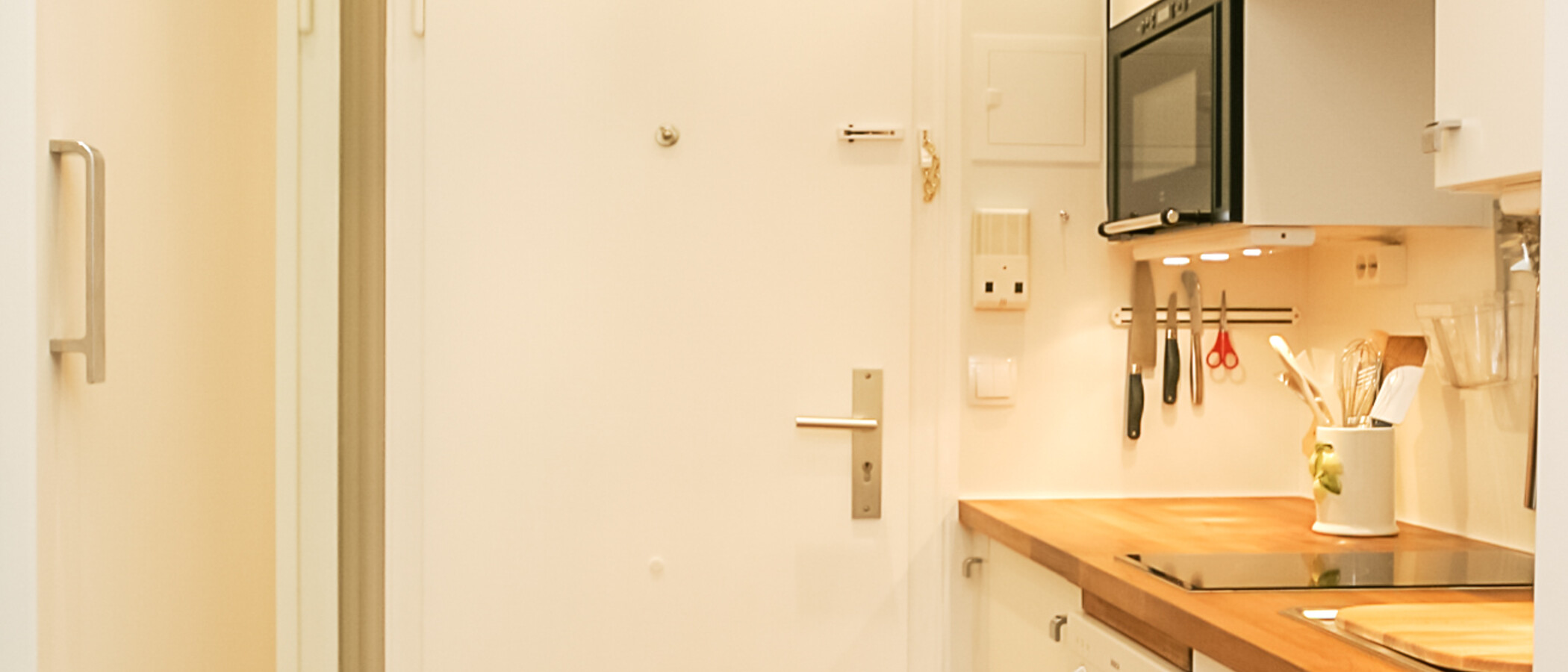 studio München Schwabing (links der Leopoldstraße) 01 kitchen 2333