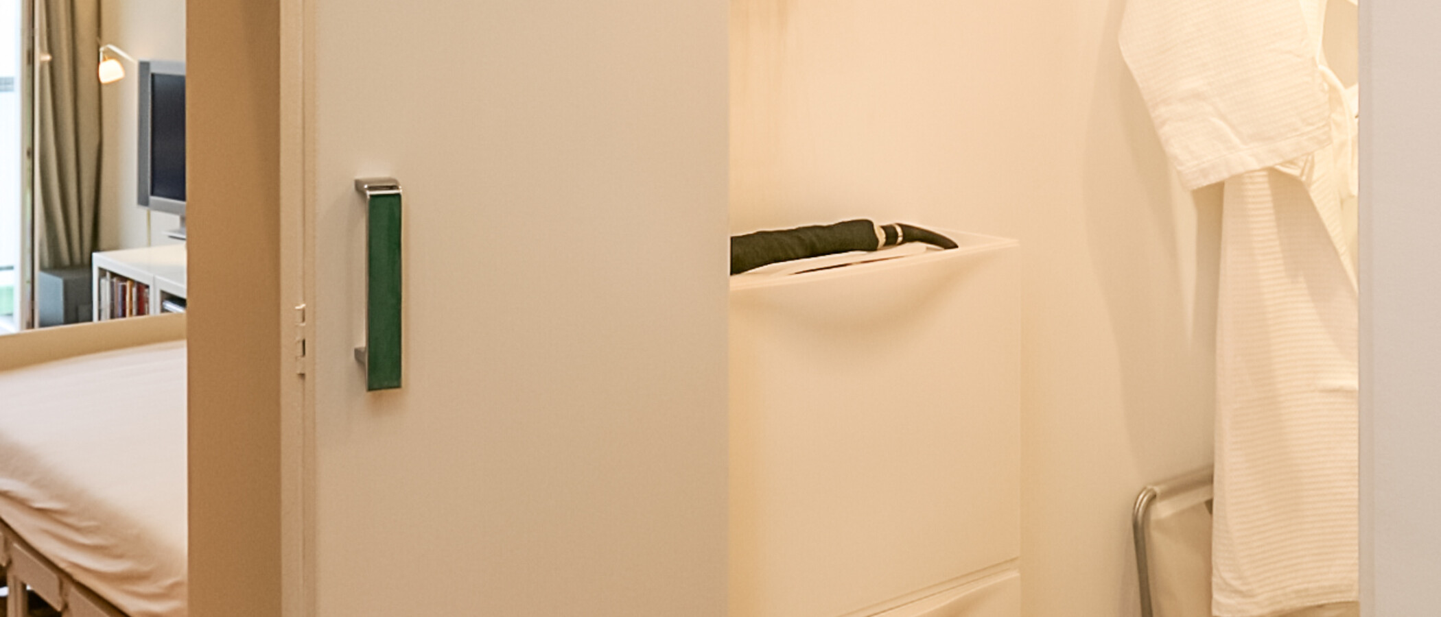studio München Schwabing (links der Leopoldstraße) 03 hall 2333