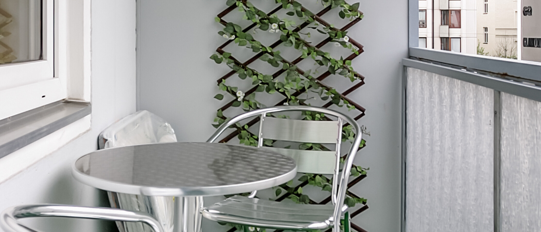 studio München Schwabing (links der Leopoldstraße) 02 balcony 2333
