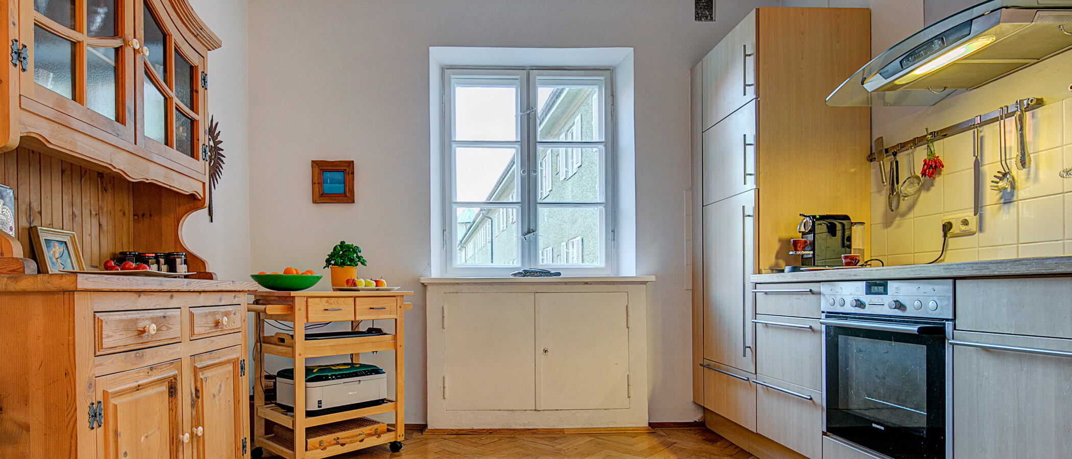 apartment München Moosach 01 kitchen 2354