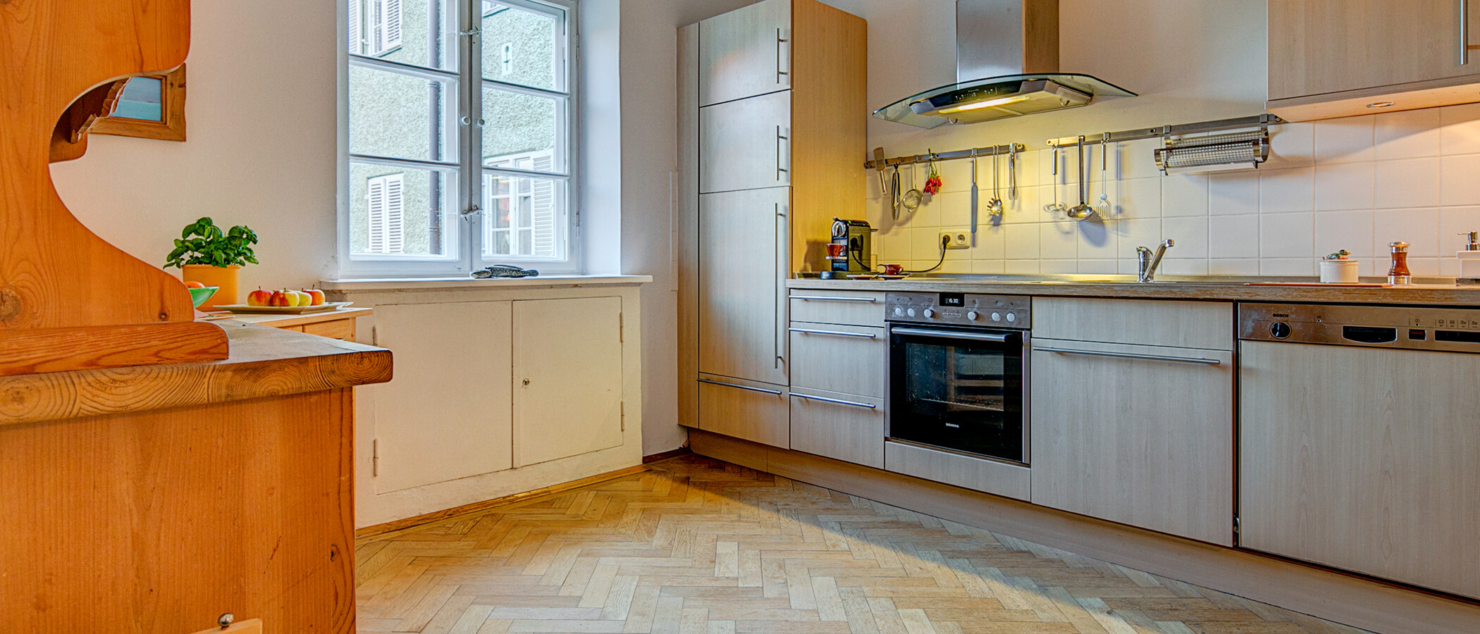 apartment München Moosach 02 kitchen 2354