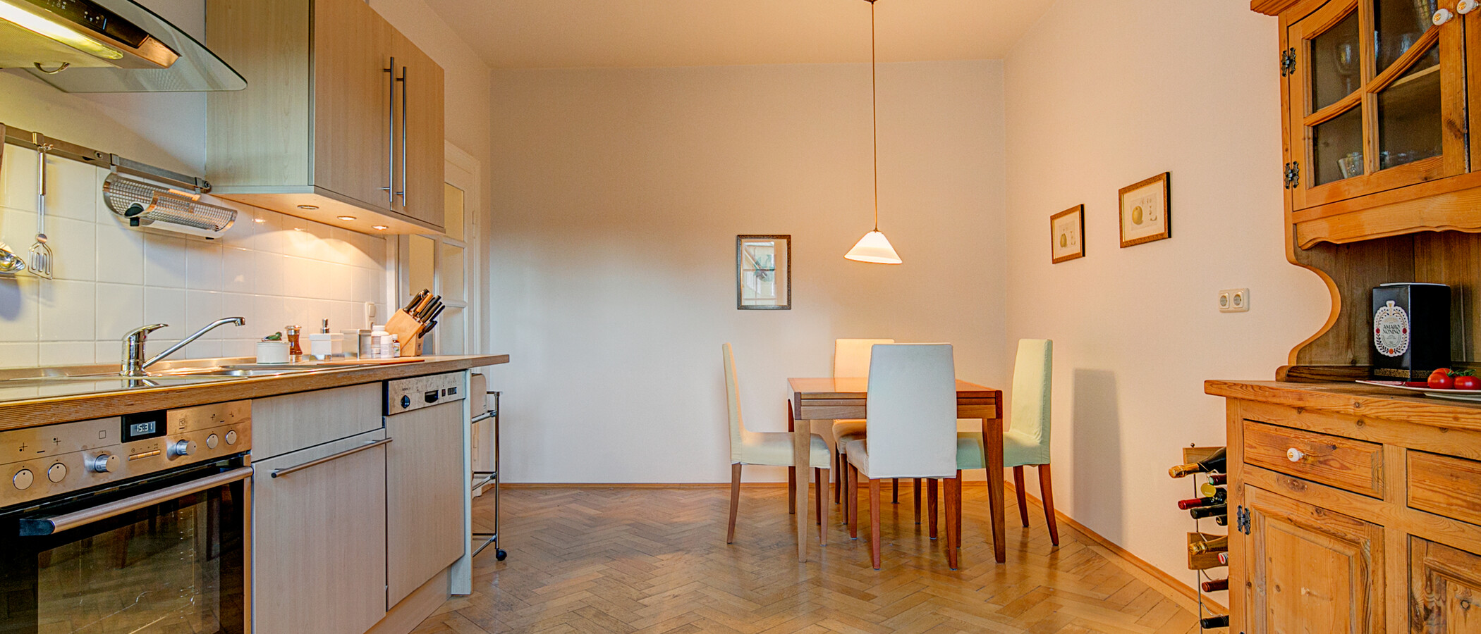 apartment München Moosach 03 kitchen 2354