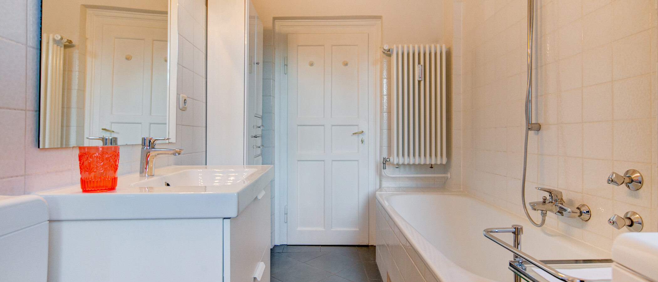 apartment München Moosach 04 bathroom 2354
