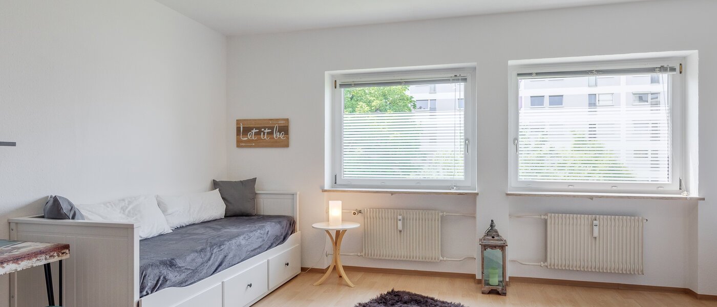 apartment München Lerchenau 02 living area 2355