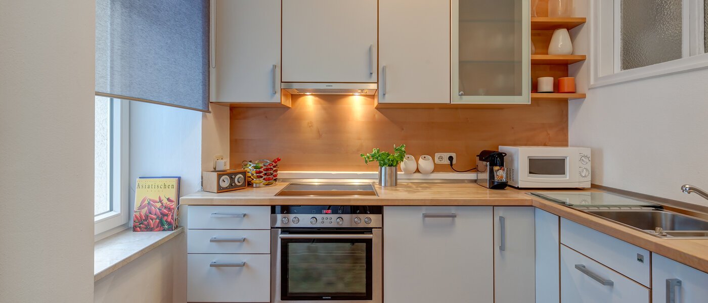 apartment München Gärtnerplatzviertel 01 kitchen 2364