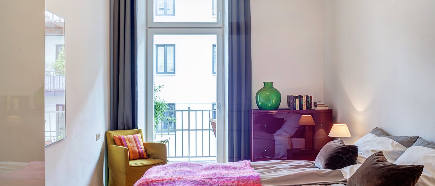 apartment München Gärtnerplatzviertel 01 sleeping area 2364