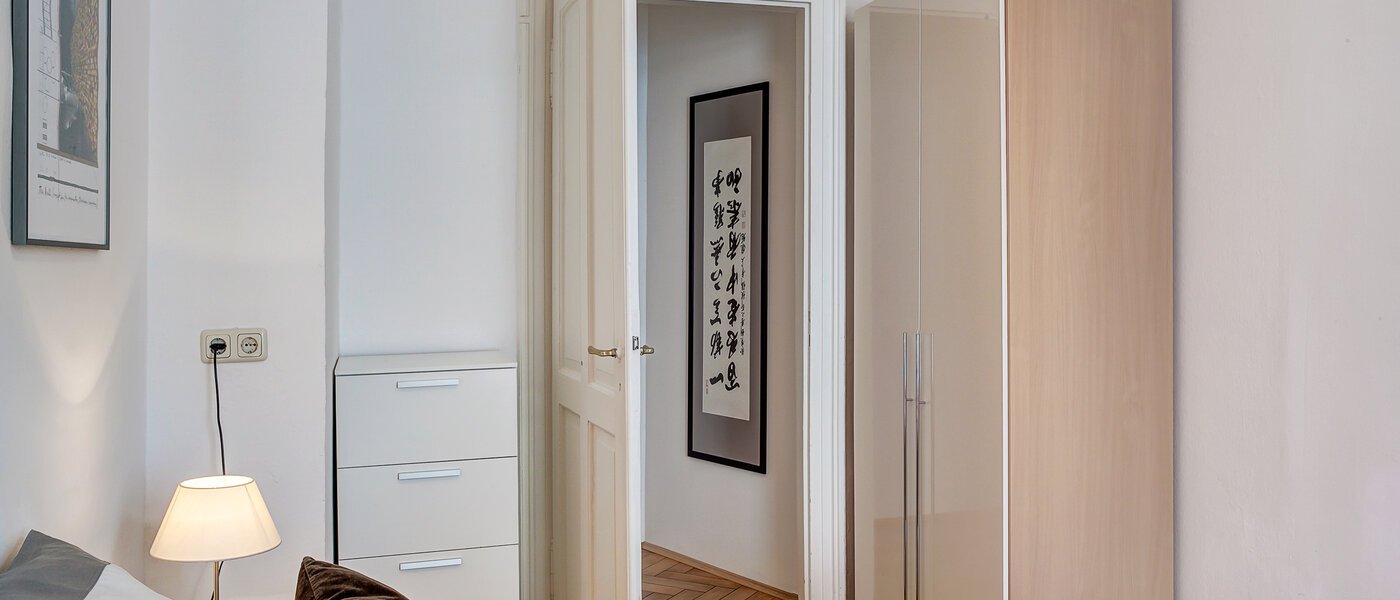 apartment München Gärtnerplatzviertel 03 sleeping area 2364