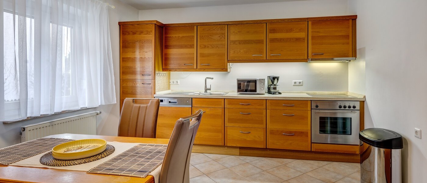 apartment Ottobrunn 01 kitchen 2365