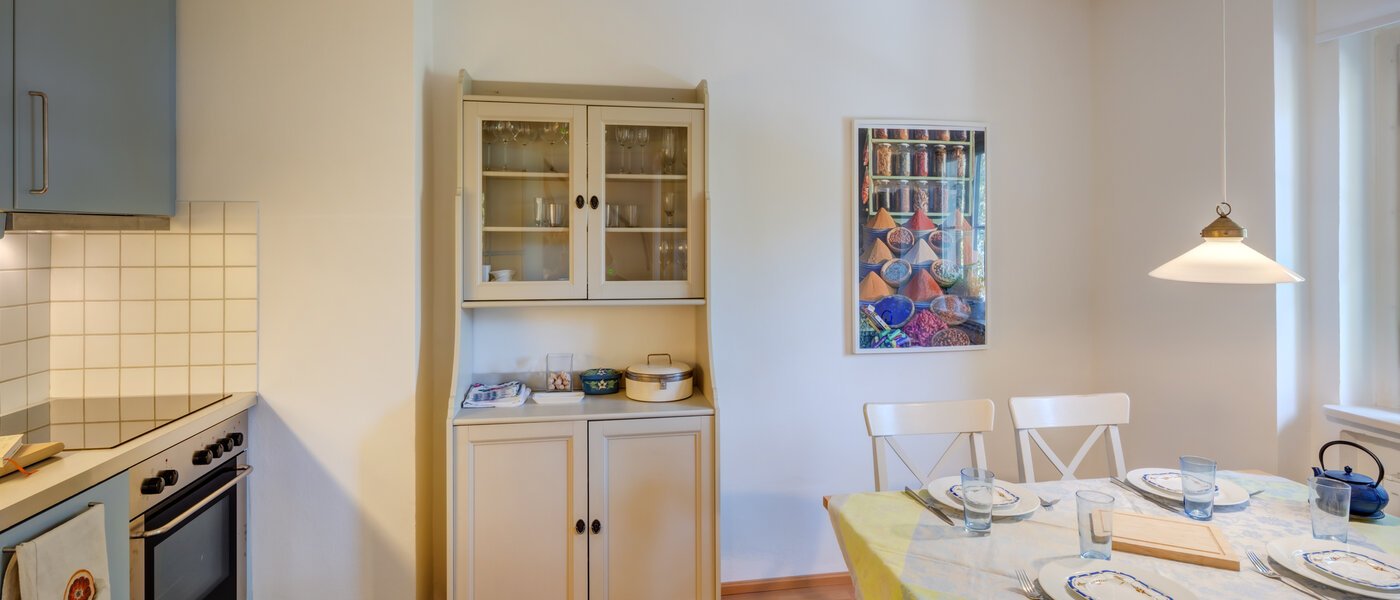 apartment München Solln 03 kitchen 2378