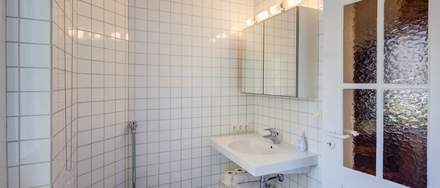 apartment München Solln 03 bathroom 2378
