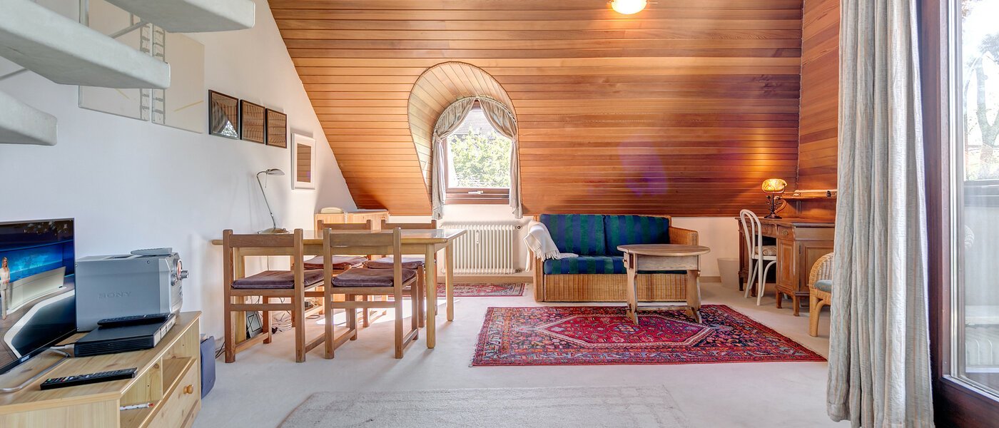 gallery apartment  München Nymphenburg 02 living room 2387