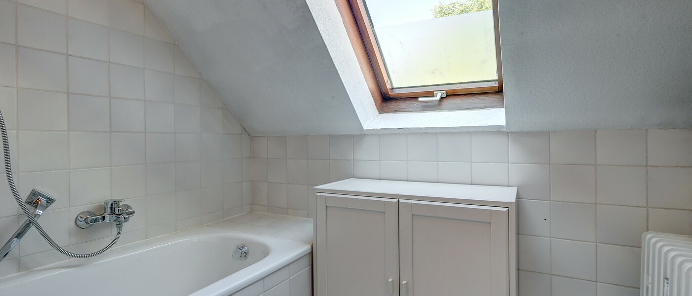 gallery apartment  München Nymphenburg 01 bathroom 2387