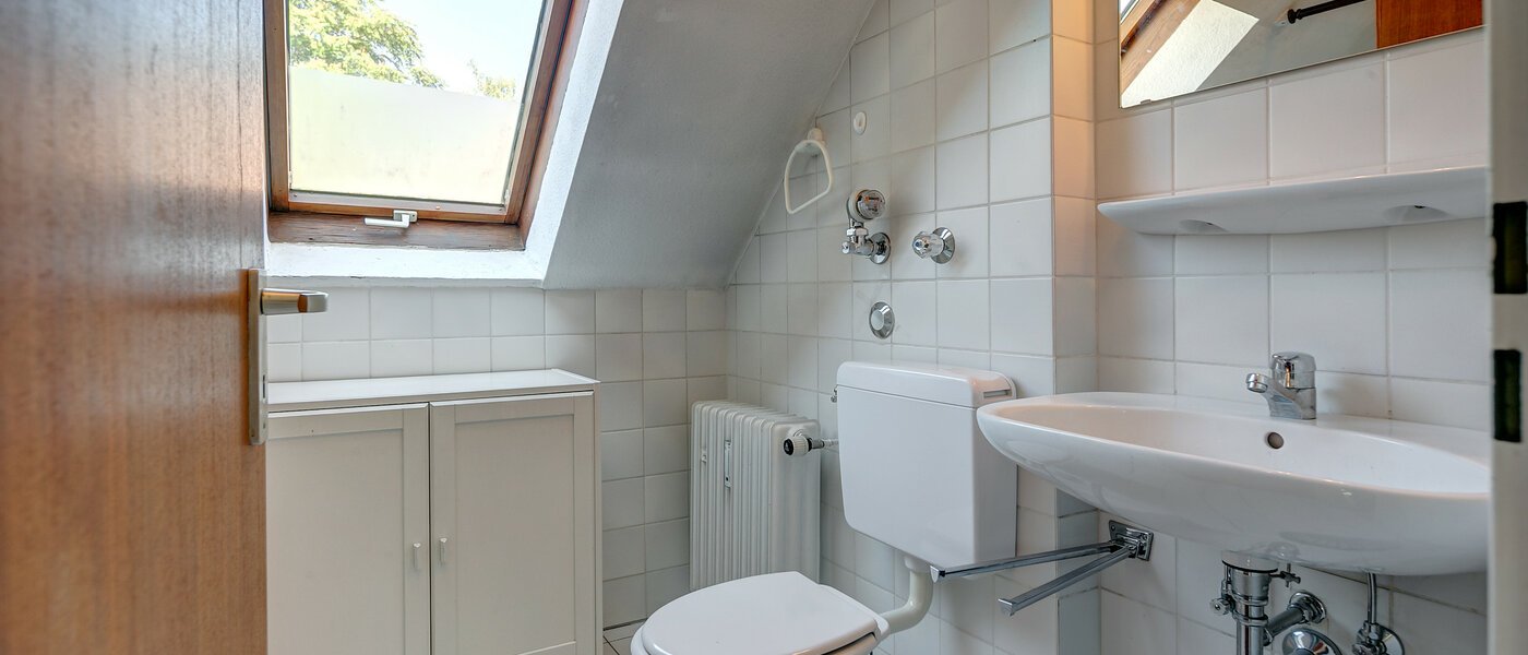 gallery apartment  München Nymphenburg 02 bathroom 2387