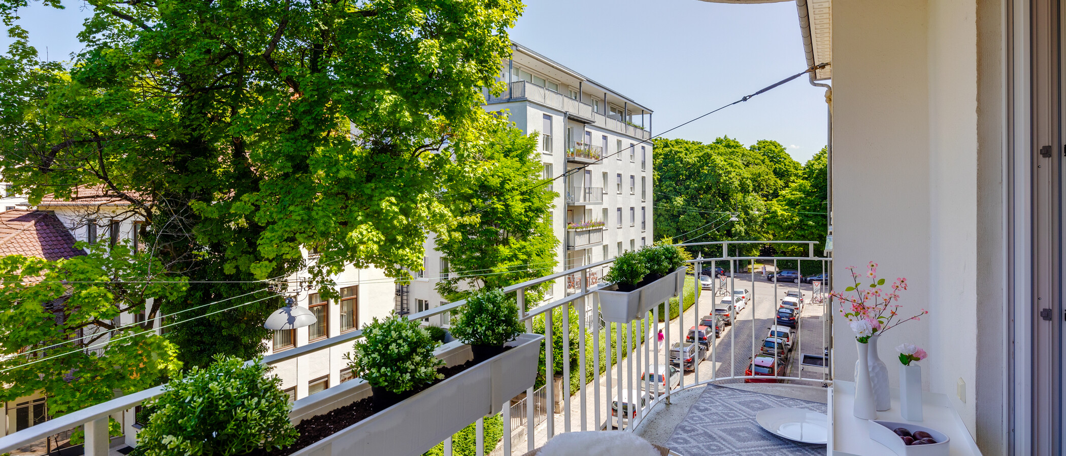 apartment München Schwabing (links der Leopoldstraße) 06 balcony 2407