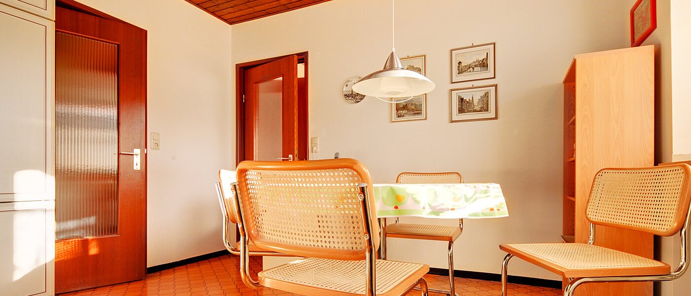 apartment München Solln 03 kitchen 2453