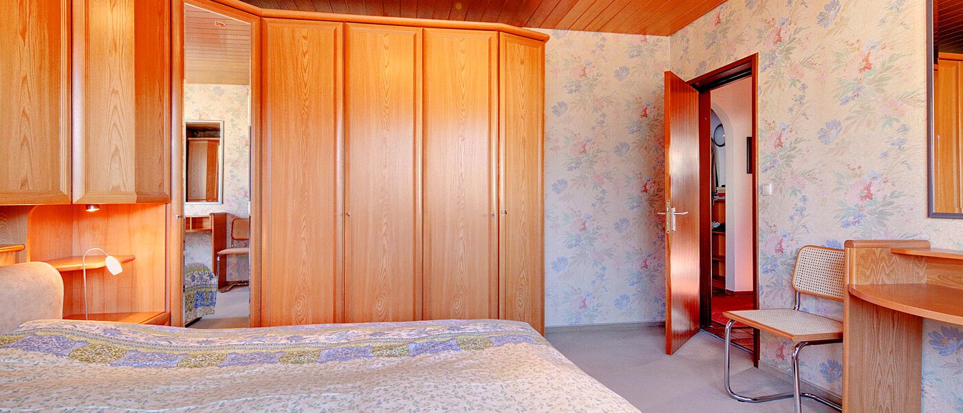 apartment München Solln 03 sleeping area 2453