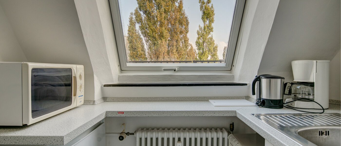 apartment München Schwabing (rechts der Leopoldstraße) 02 kitchen 2486