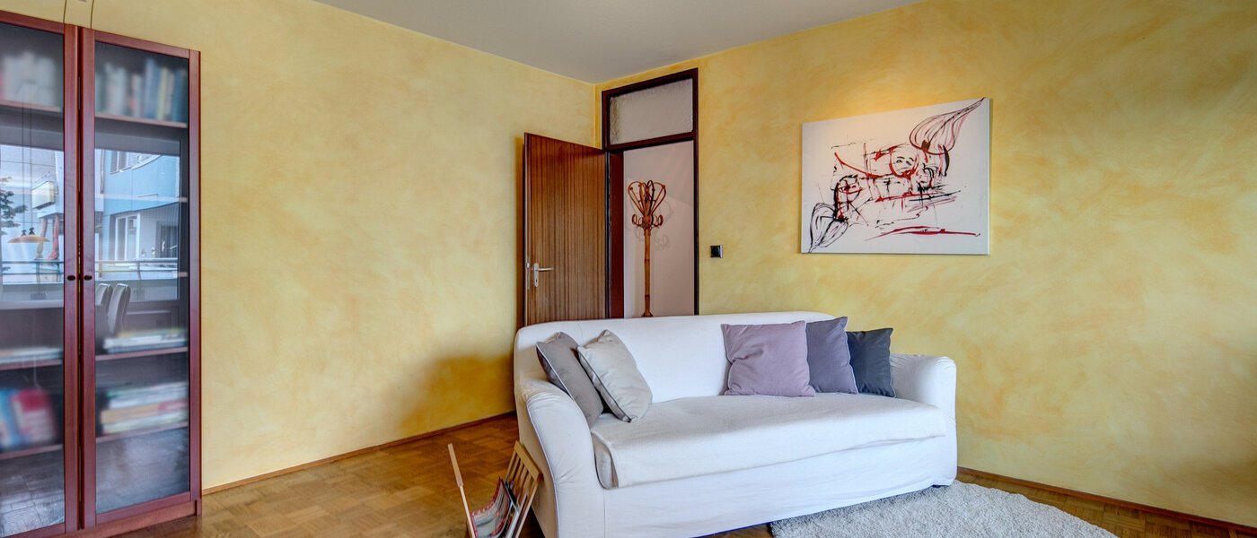 apartment München Laim 02 living room 2496