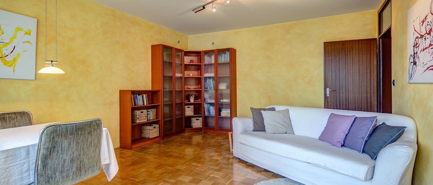 apartment München Laim 03 living room 2496