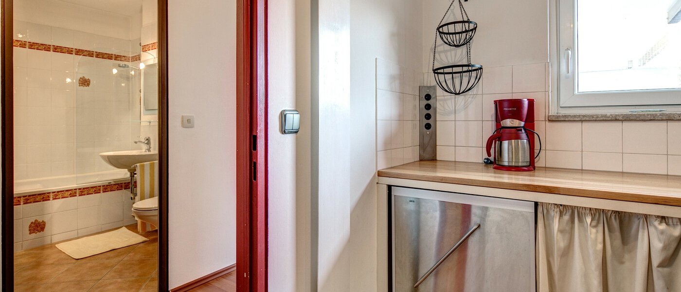 apartment München Laim 04 kitchen 2496