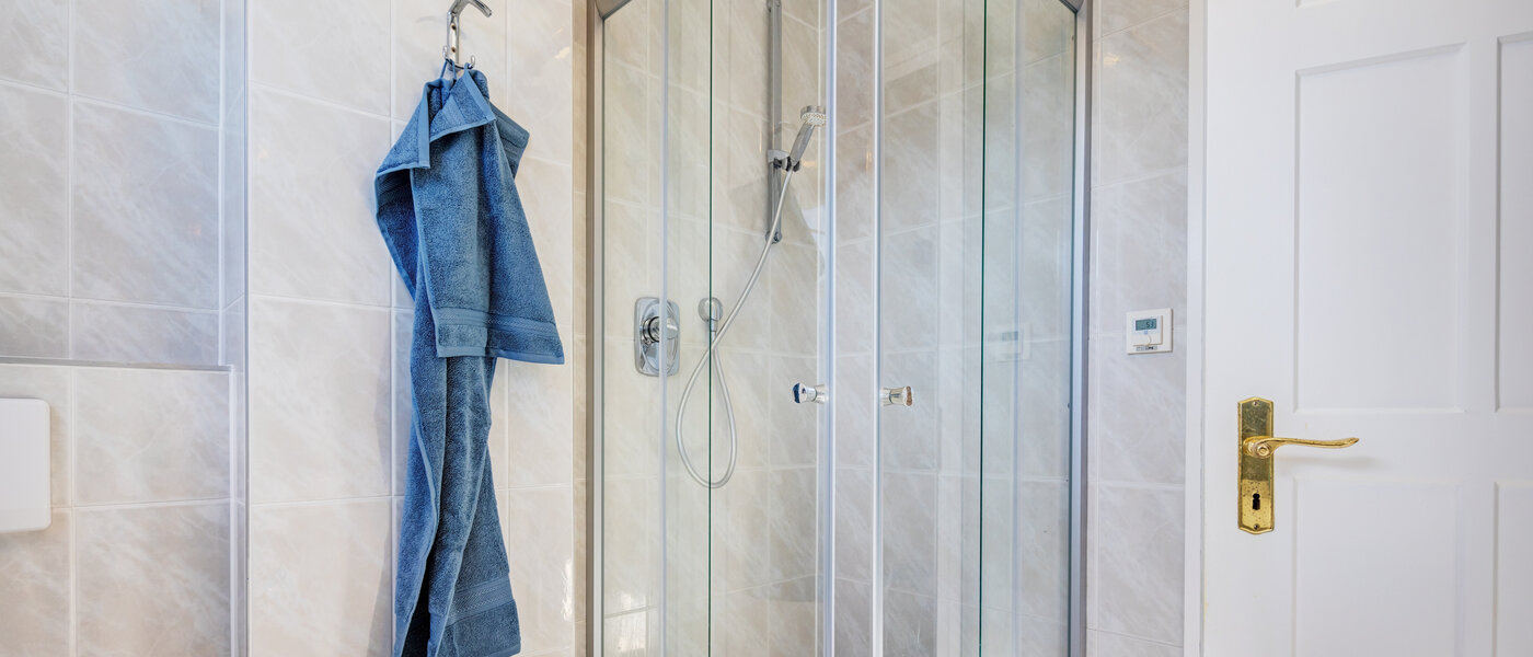 studio München Waldperlach 02 bathroom 2539