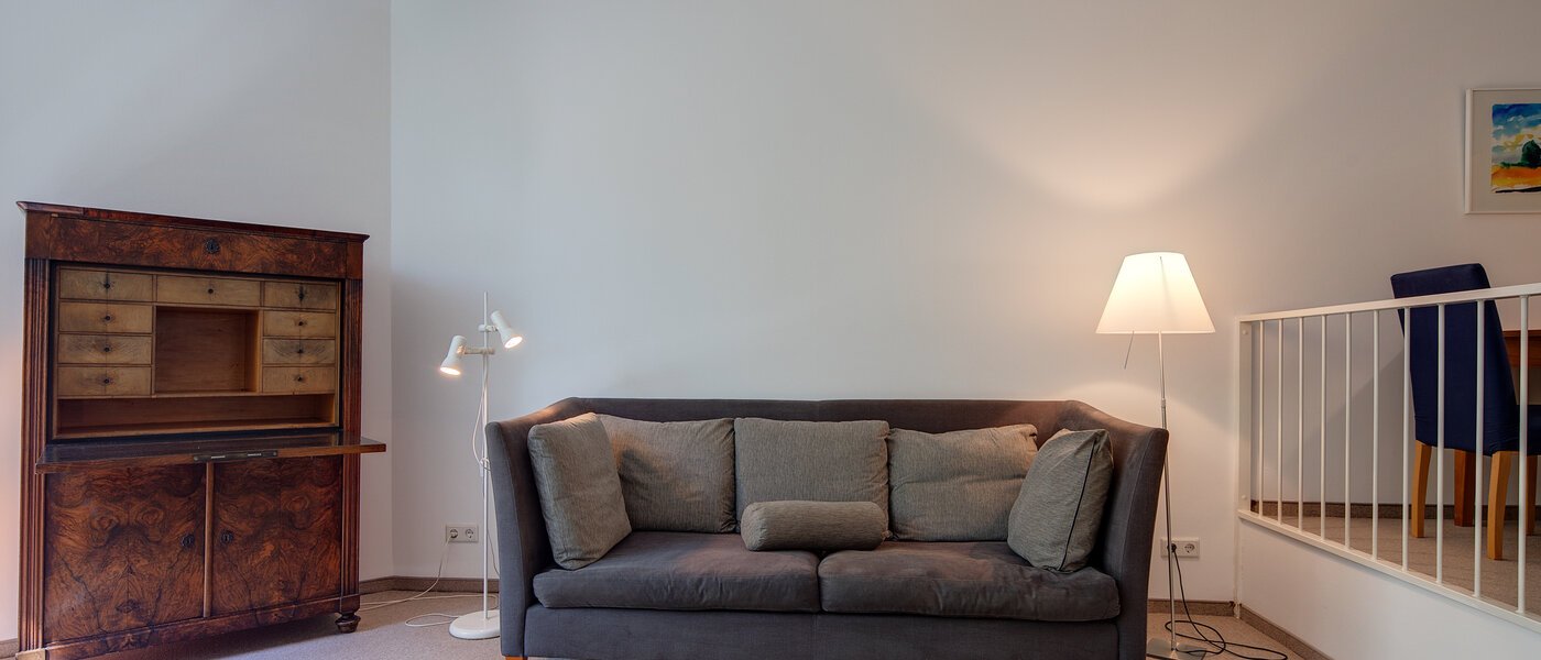 apartment München Milbertshofen 04 living area 2558