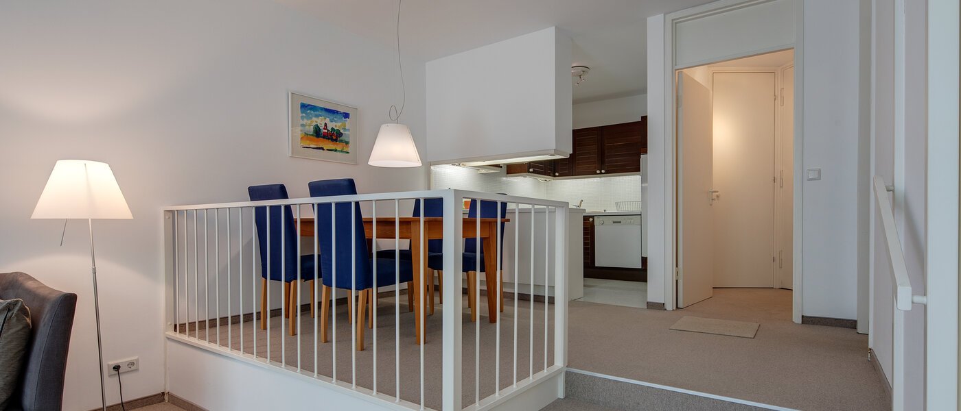 apartment München Milbertshofen 04 dining area 2558