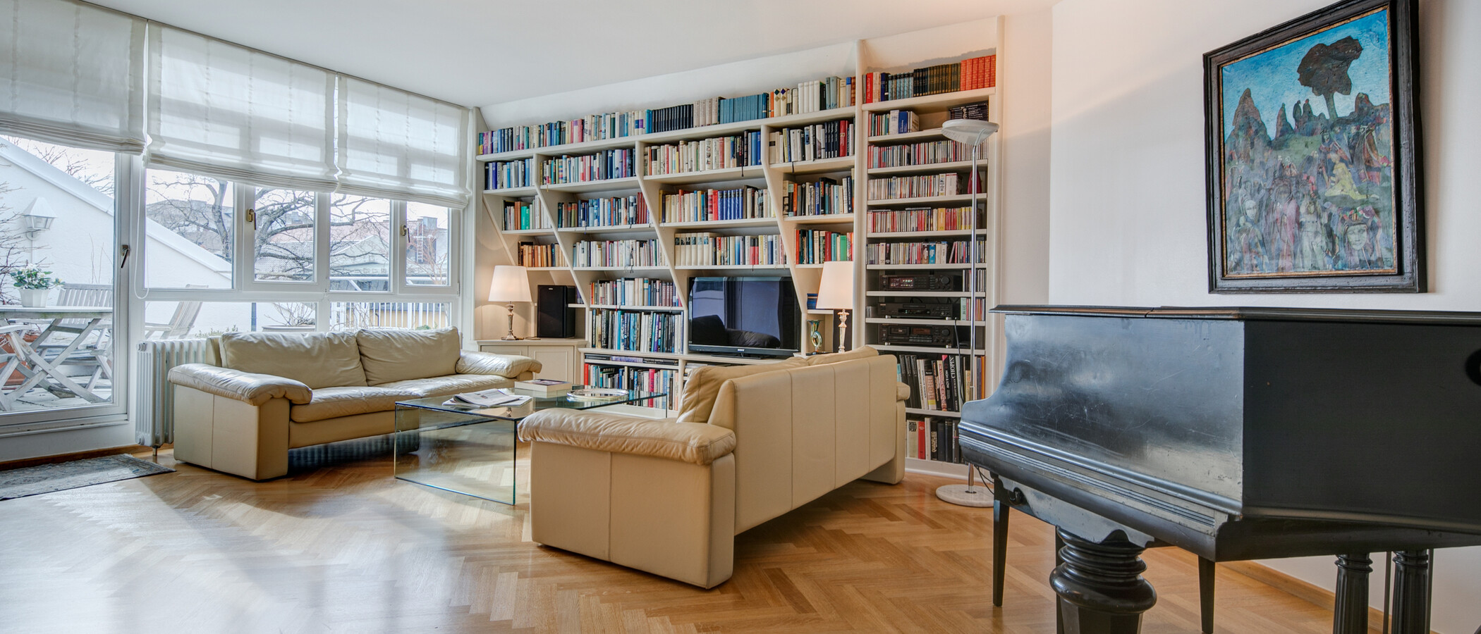 roof terrace apartment München Schwabing (rechts der Leopoldstraße) 02 living room 2693