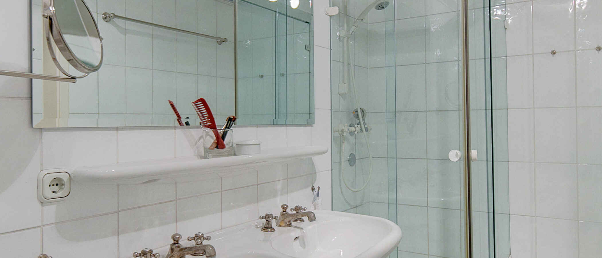 roof terrace apartment München Schwabing (rechts der Leopoldstraße) 02 bathroom 2693