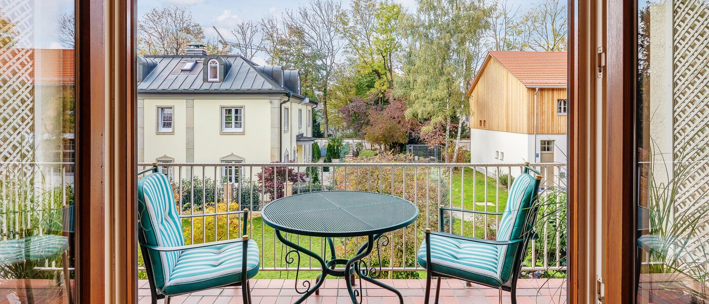 apartment München Schwabing (rechts der Leopoldstraße) 03 balcony 2699
