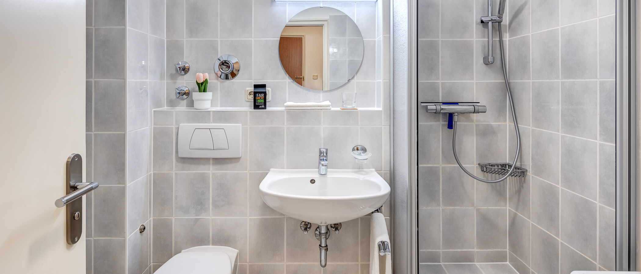 apartment München Obergiesing 01 bathroom 2729