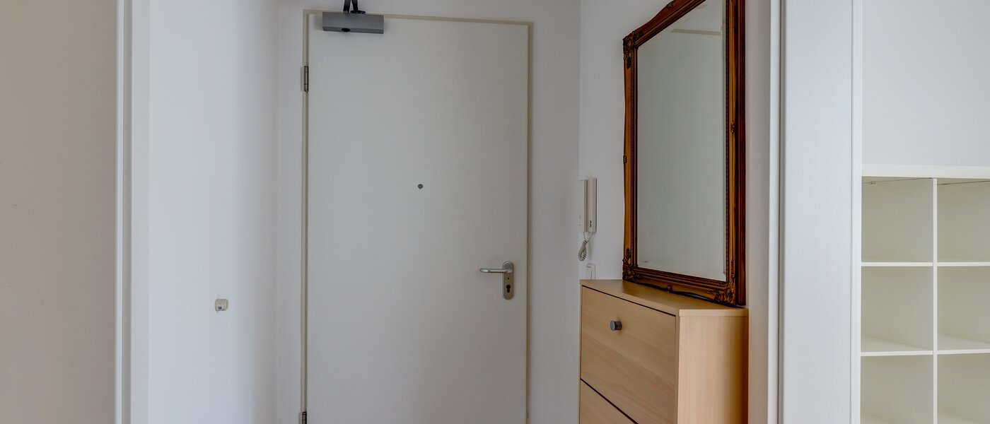 apartment München Parkstadt Schwabing 01 hall 2876