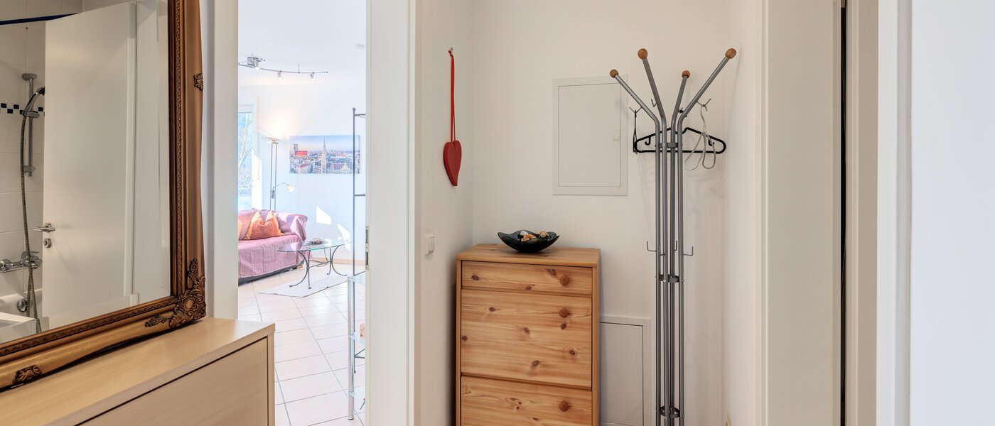 apartment München Parkstadt Schwabing 01 hall 2876
