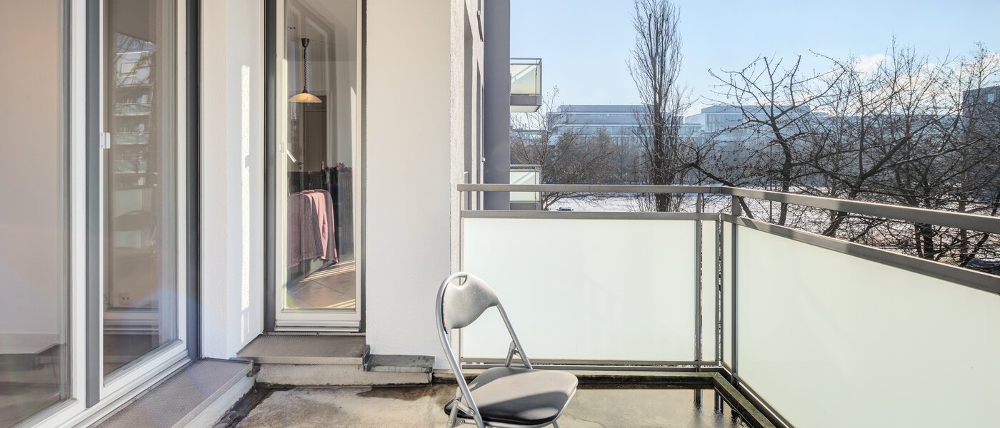 apartment München Parkstadt Schwabing 02 balcony 2876