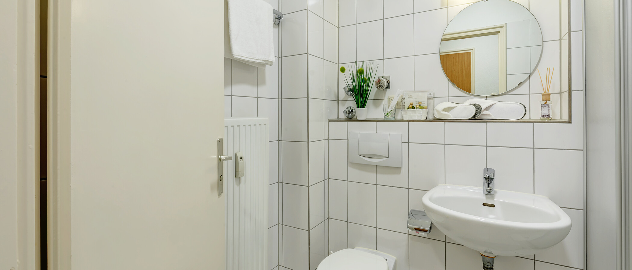 apartment München Obergiesing 03 bathroom 2930