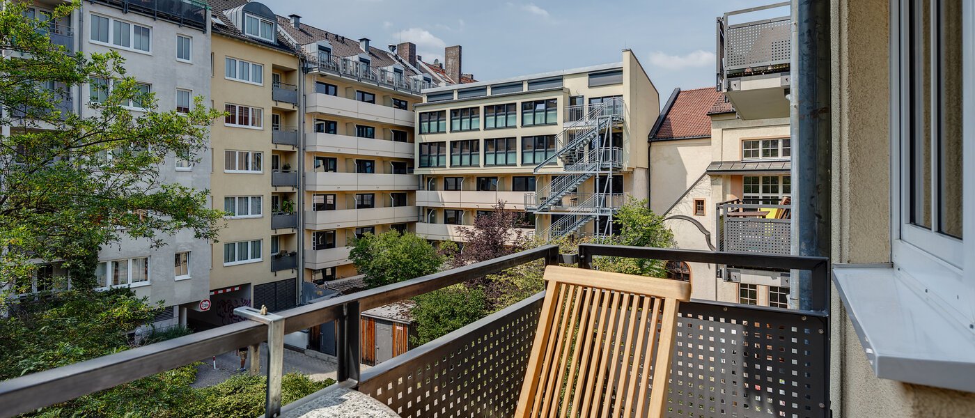 apartment München Isarvorstadt 01 balcony 2933