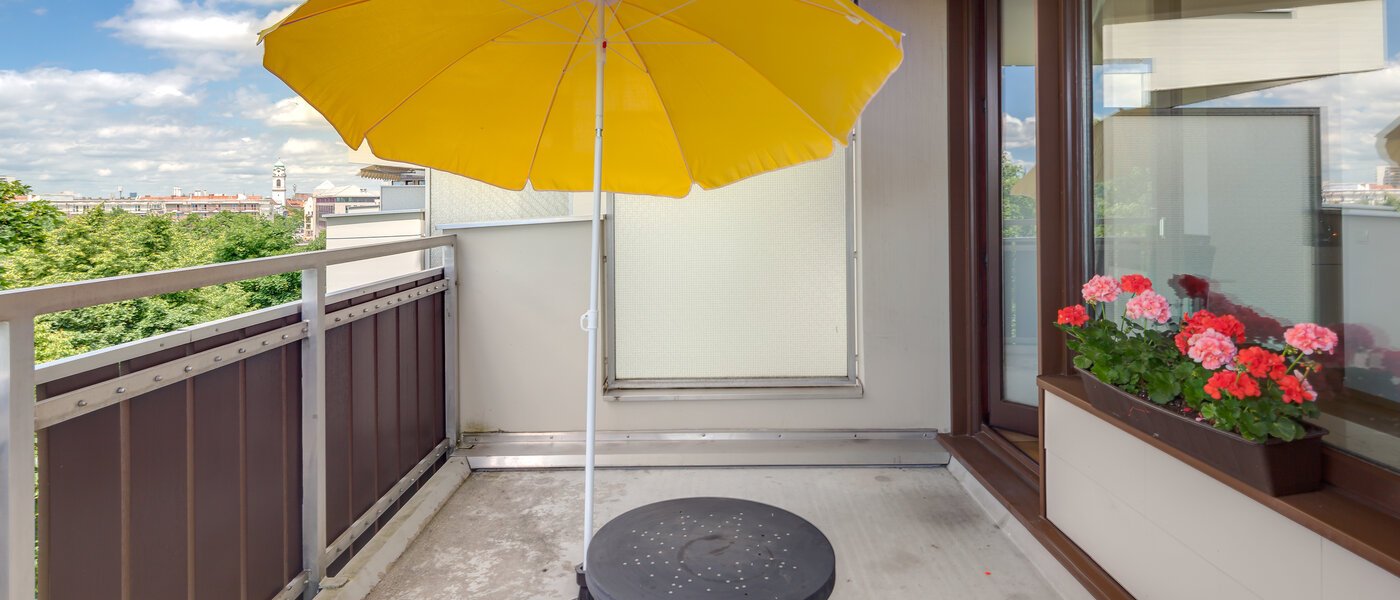 apartment München Haidhausen 03 balcony 2973