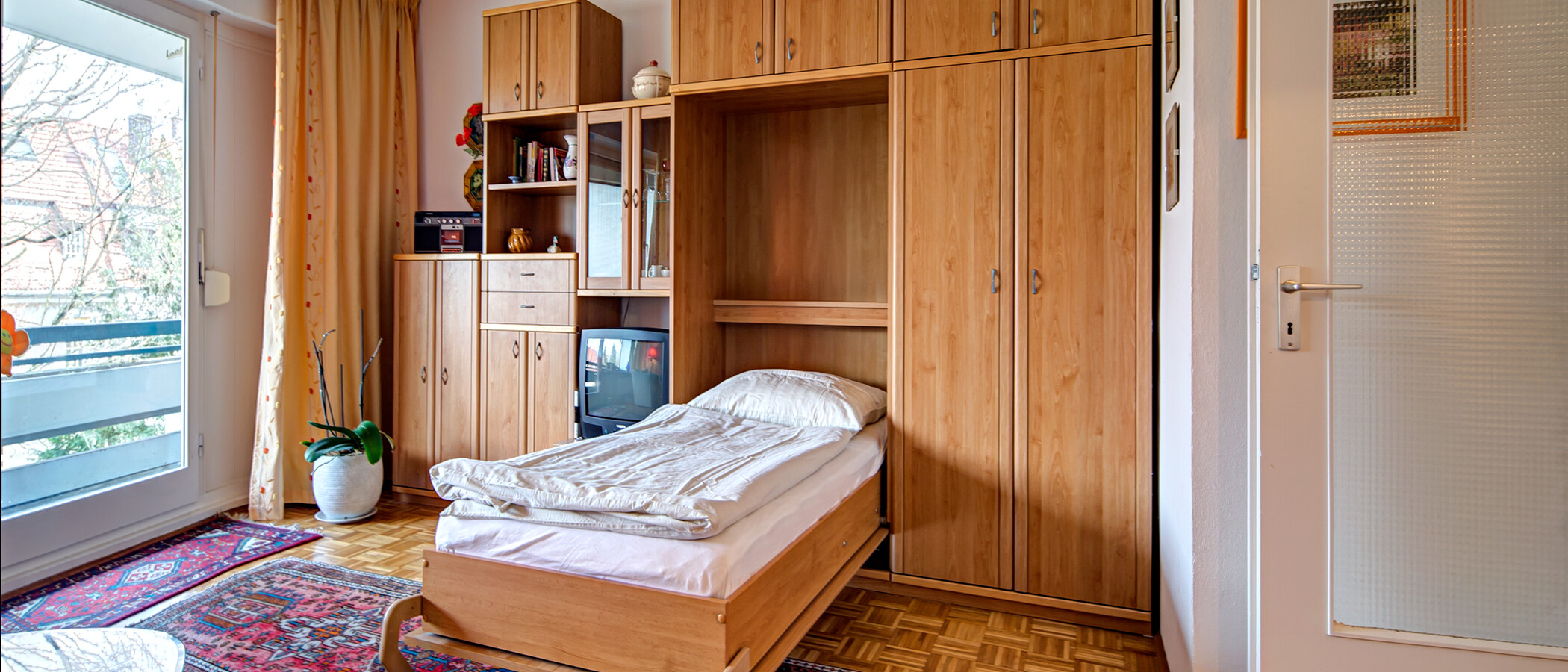 apartment München Nymphenburg-Gern 01 sleeping area 2983