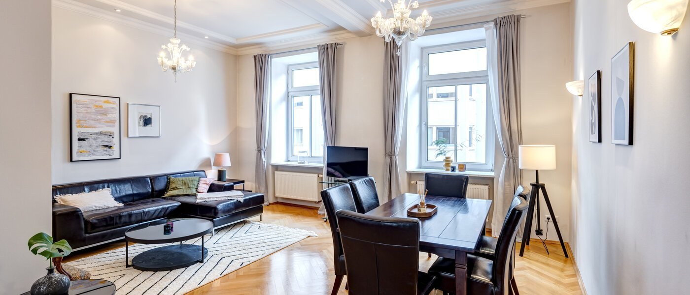 apartment München Gärtnerplatzviertel 01 living area 3036