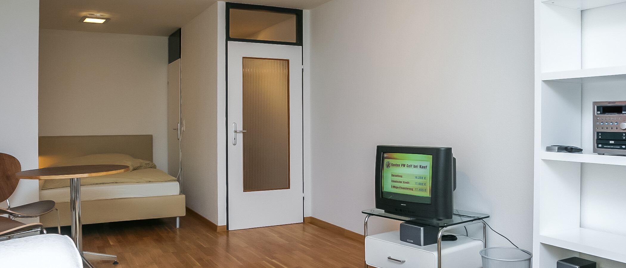 apartment München Isarvorstadt 04 living room 3042
