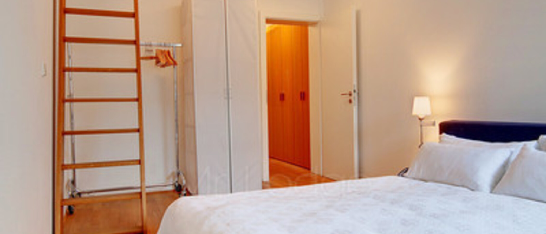 apartment München Maxvorstadt - Westen 04 sleeping area 3075