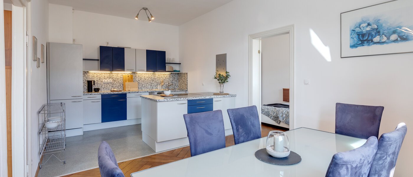 apartment München Haidhausen 05 kitchen 308